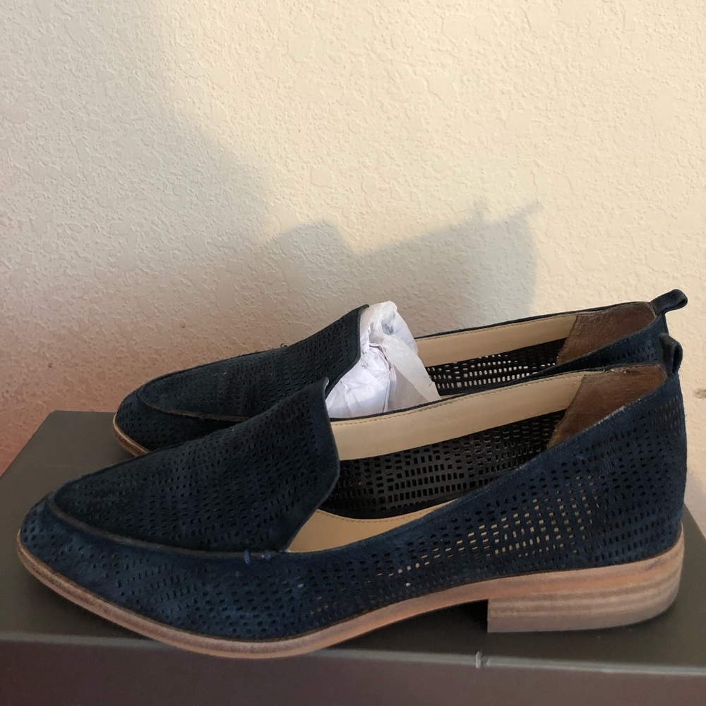 Vince Cameron’s navy loafers